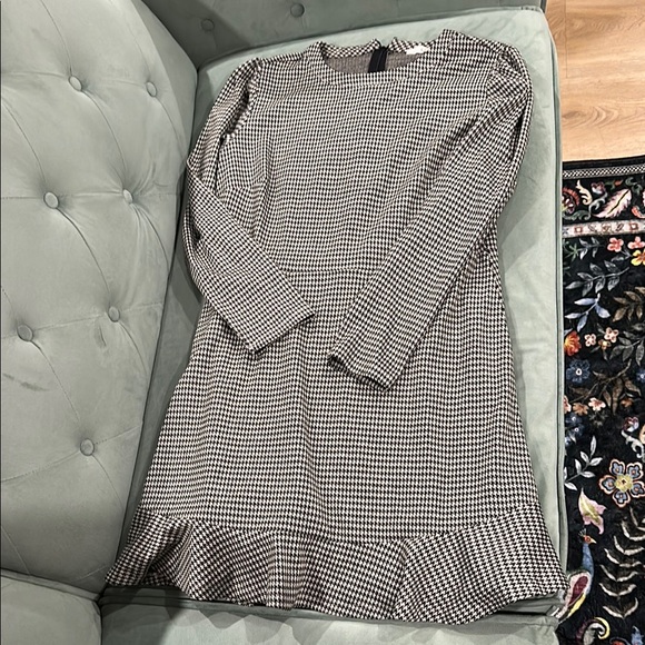 LOFT Black and White Houndstooth Dress - Picture 1 of 6